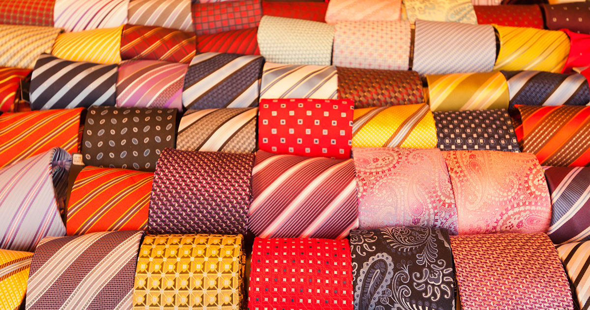 Ett urval slipsar på ett varuhus i London.