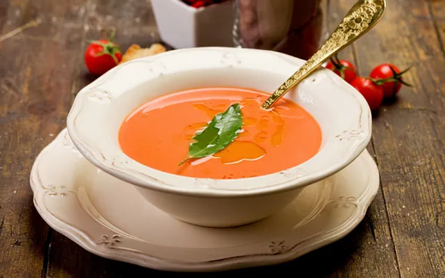 Recept på enkel och härlig tomatsoppa